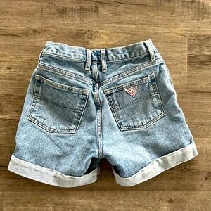 Women's Vintage Medium Wash Guess Jean Shorts 24